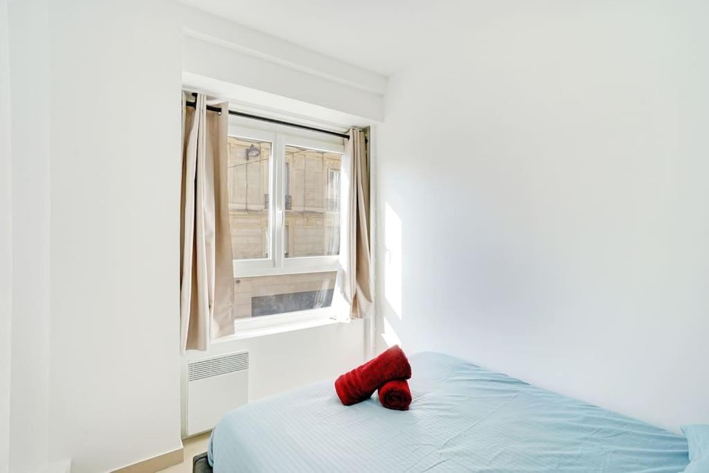 Apartament Magnifique 3 Pieces Paris 18Eme Zewnętrze zdjęcie
