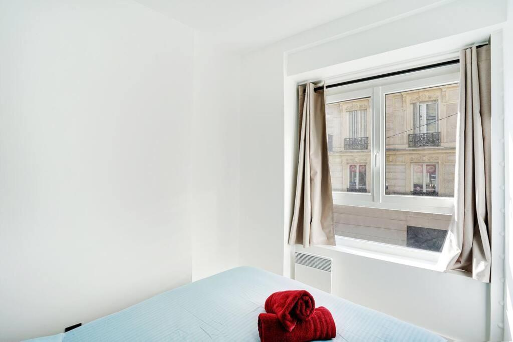 Apartament Magnifique 3 Pieces Paris 18Eme Zewnętrze zdjęcie